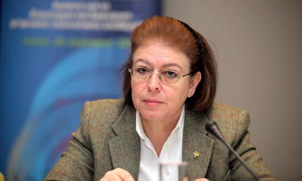 Μενδώνη εναντίον Μπόρις Τζόνσον για τα μάρμαρα του Παρθενώνα